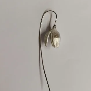 Silver snowdrop flower lapel pin