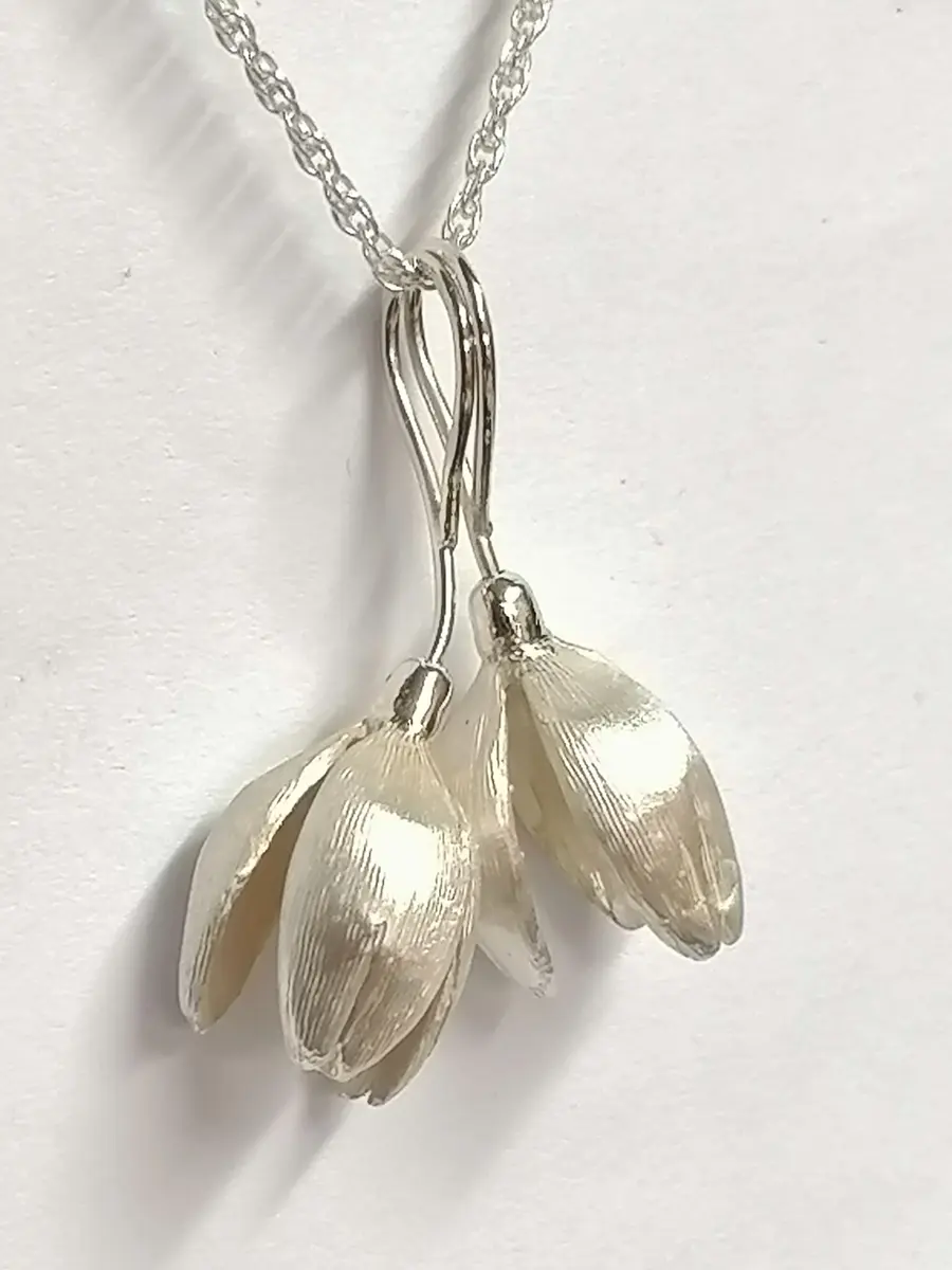 Silver snowdrop flower pendants